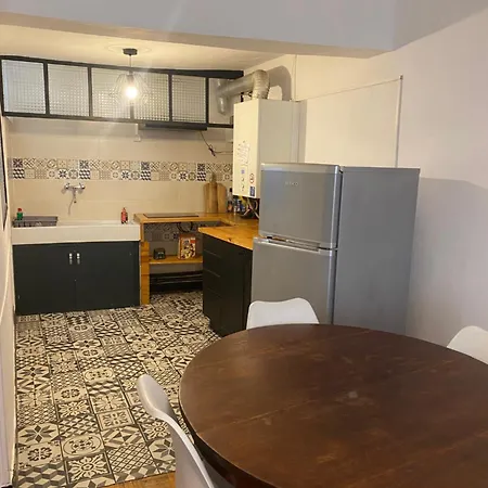 3 A L'ancienne Centre-ville Box Bagages Gratuit Carcassonne